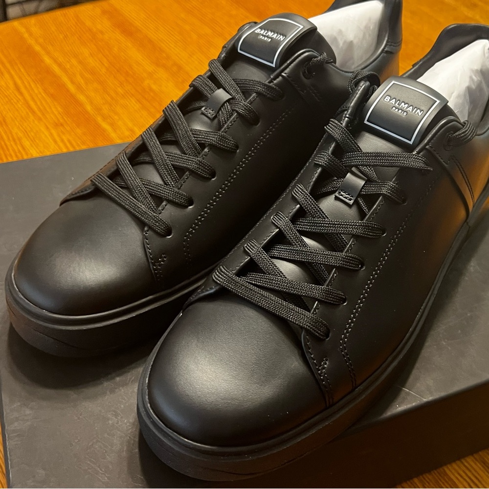 Balmain Mens B Court size 45 sneakers NWT never worn